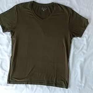 Men t shirt olive color size M